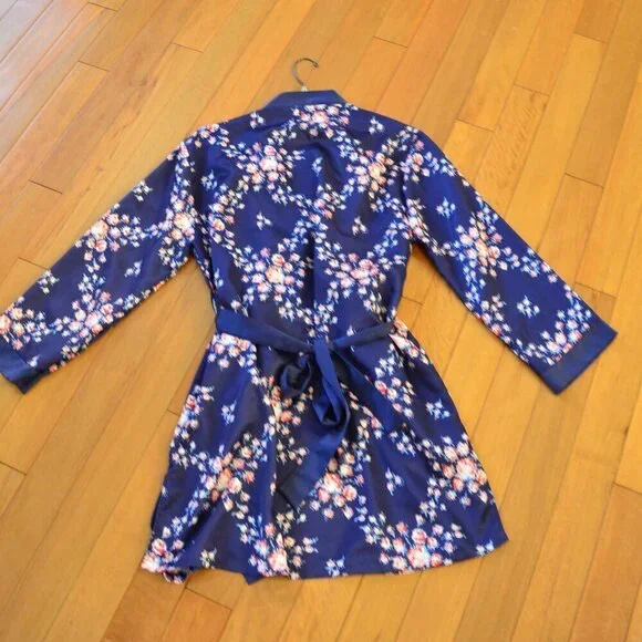Morgan Lane x Fabfitfun Floral Robe Size S/M - Picture 8 of 10